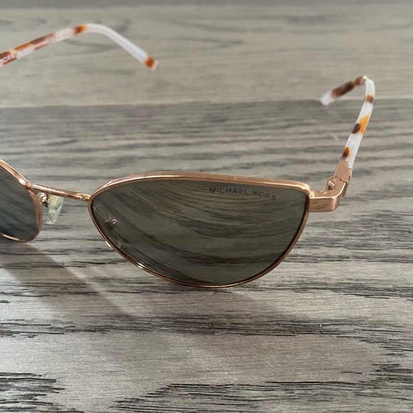 Michael Kors sunglasses - Picture 4 of 4